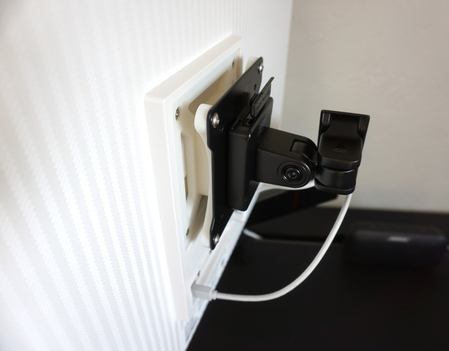 Samsung M80C/D Vesa Monitor Arm Adapter