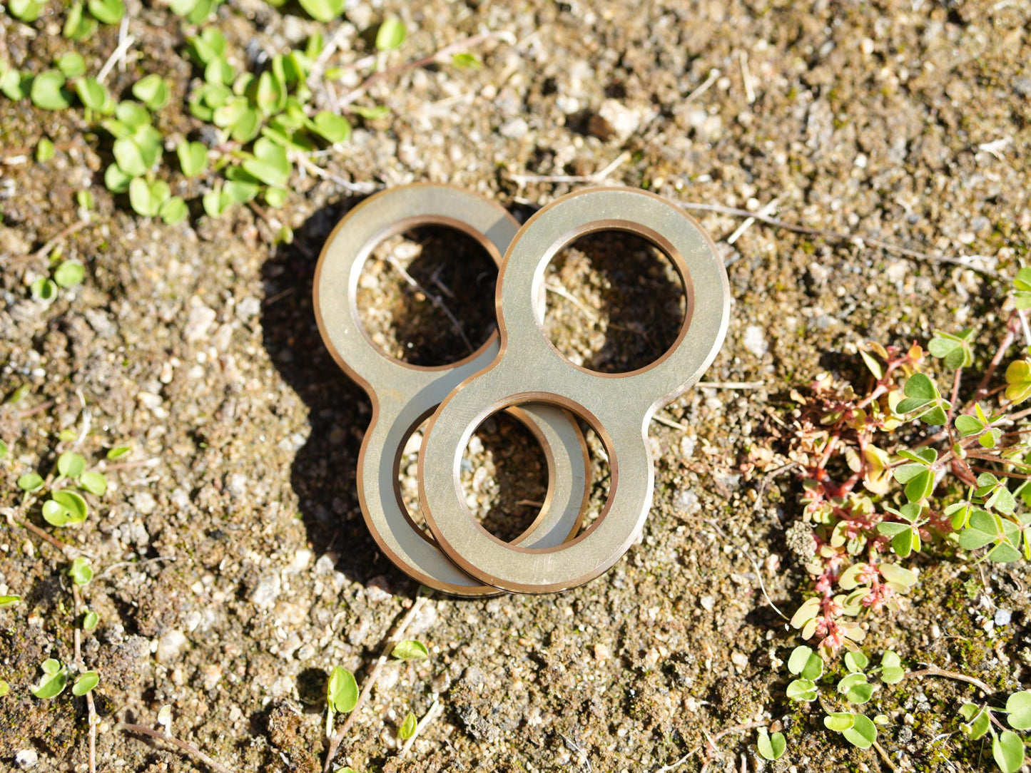 Knucks, Brass Edition, Fidget Sliders, Metal magnetic fidget toy